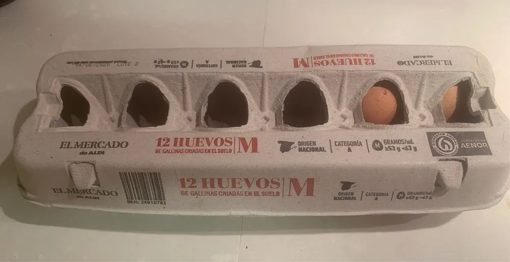 Huevos gallina criadas en suelo