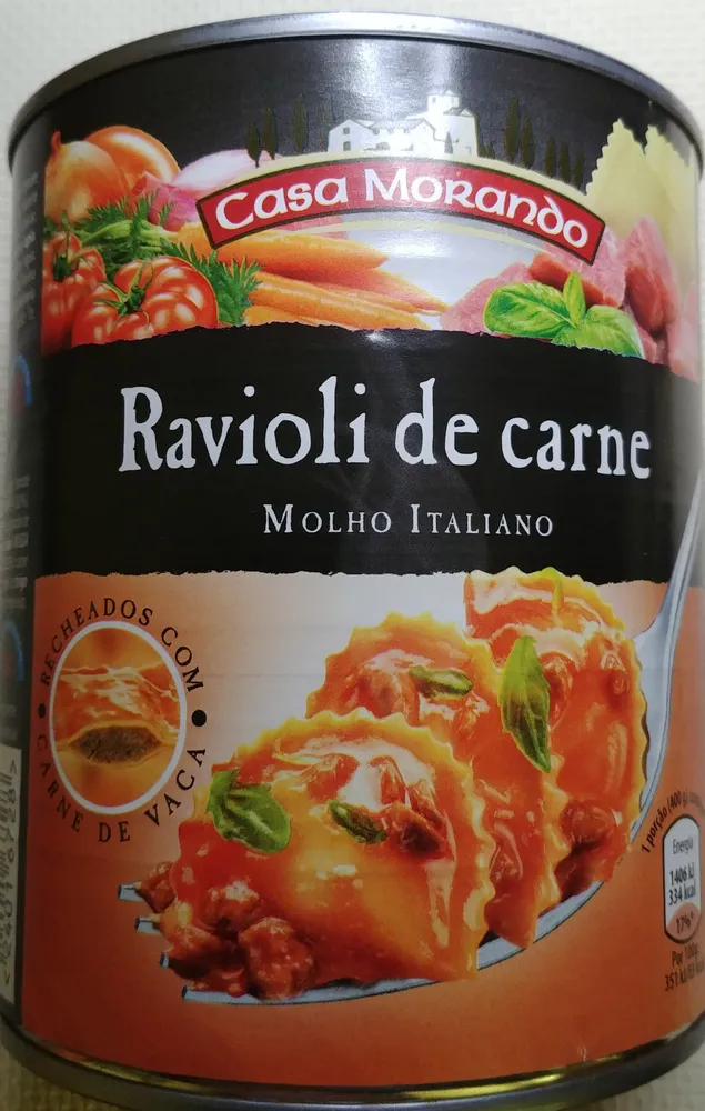 Riavoli de carne de vacuno con salsa guisada a la italiana