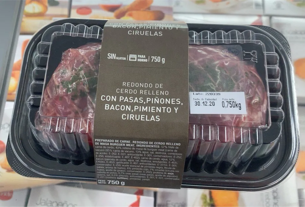 Redondo de cerdo relleno pasas piñones