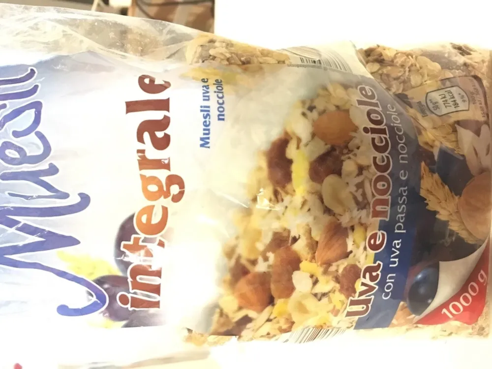 Vollkorn Müsli Früchte