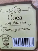 coca con nueces tierna y sabrosa