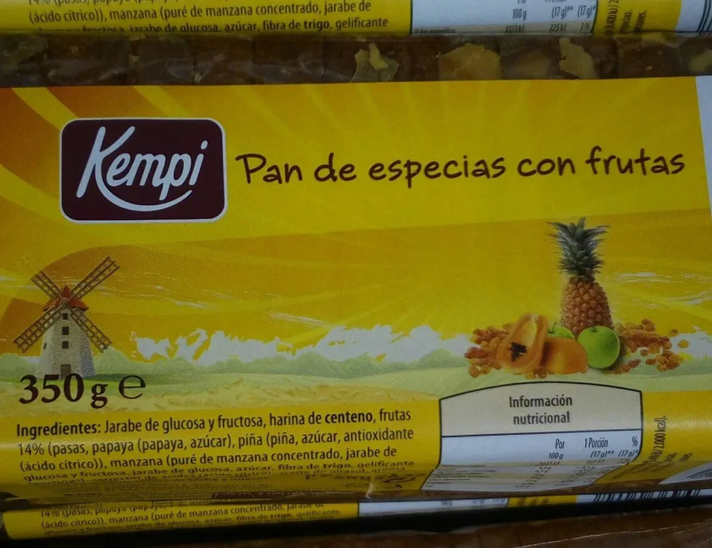 Pan de especias con frutas