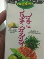 Zumo  piña y uva