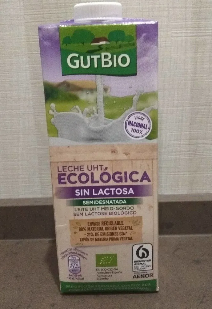 Leche ecológica sin lactosa semidesnatada