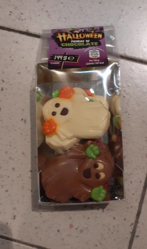 Halloween figuras de chocolate con leche