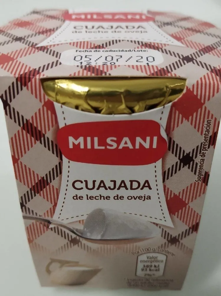 Cuajada de leche de oveja
