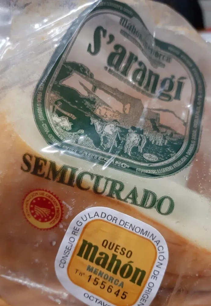 Queso mahón semicurado