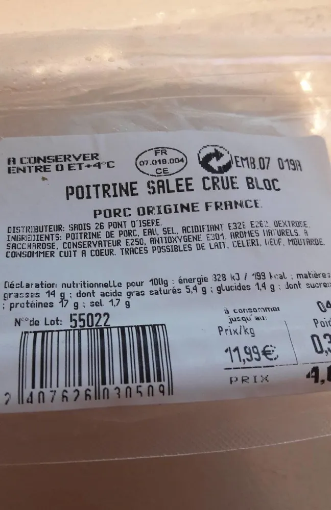 Bloc poitrine salée crue