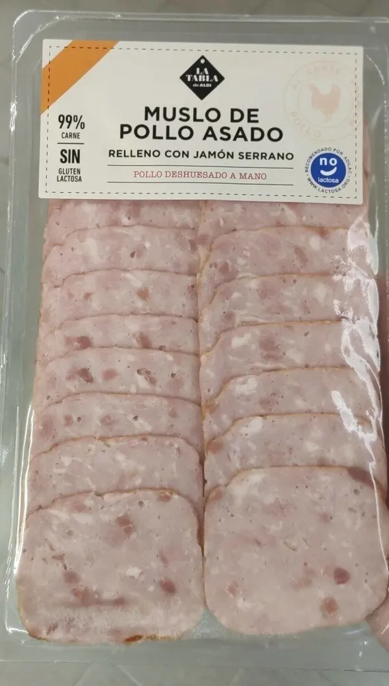 Muslo de pollo asado relleno de jamón serrano