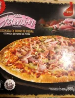 Pizza jamón al horno de piedra