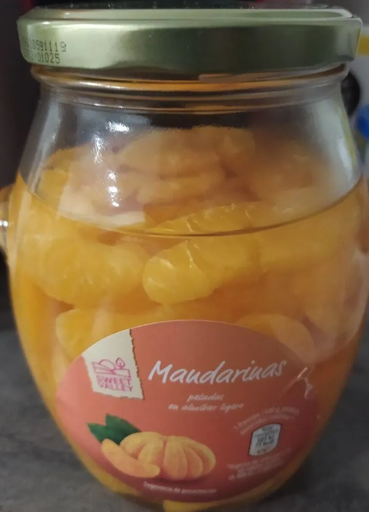 Mandarinas peladas en almíbar ligero