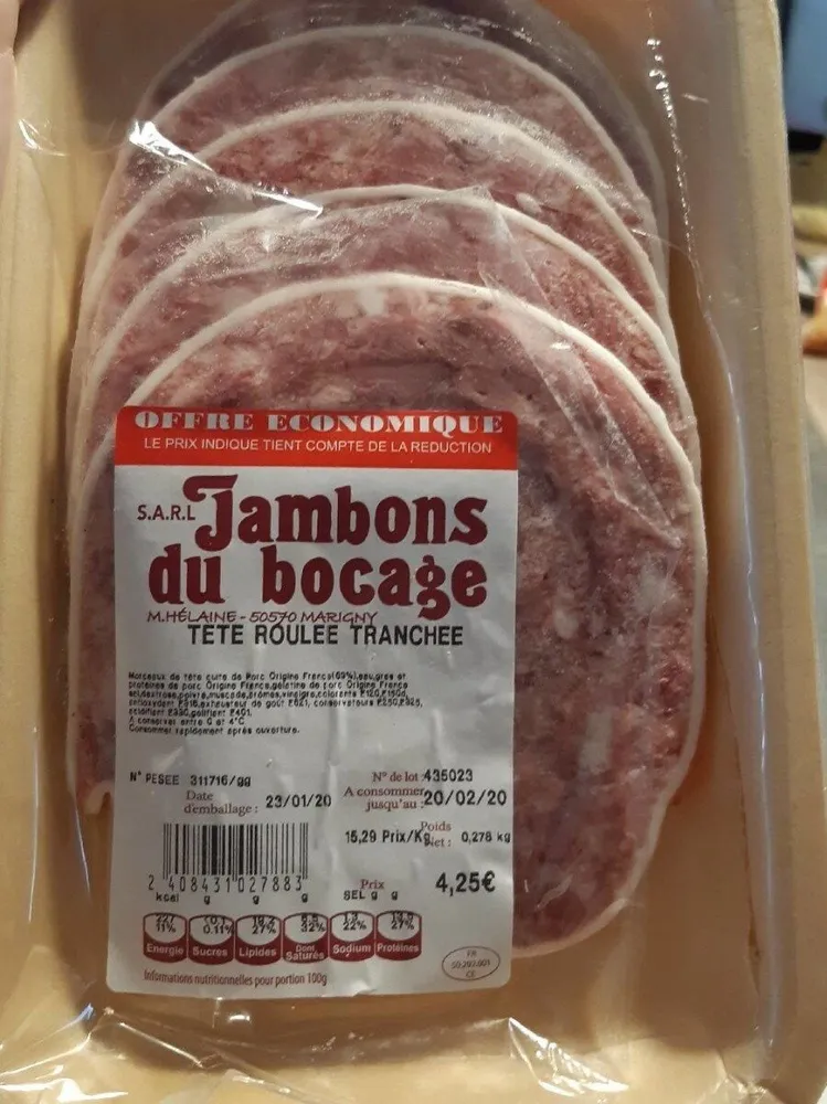 Tête roulée tranchée