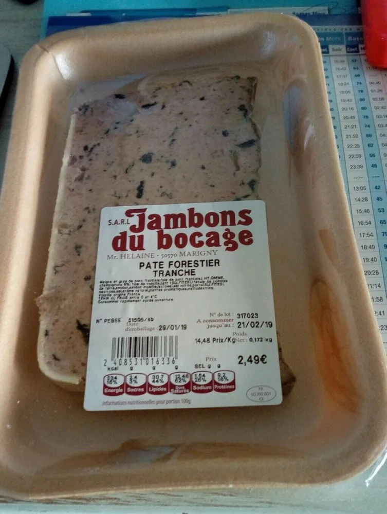 Pâté forestier tranche