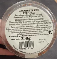 Cacahuete piel frito sal
