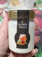 Yogurt con miele e pappa reale