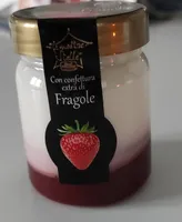 Yogurt con confettura di fragole