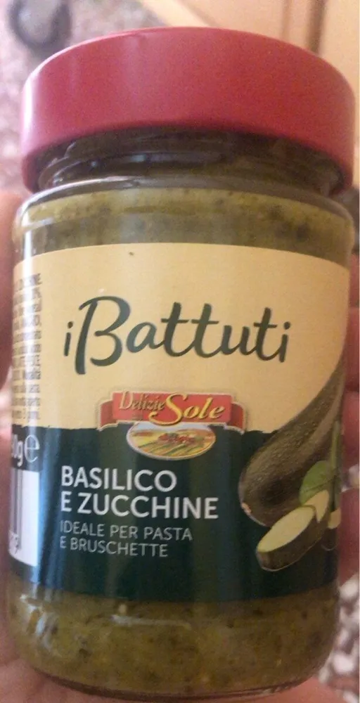Pesto basilico e zucchine