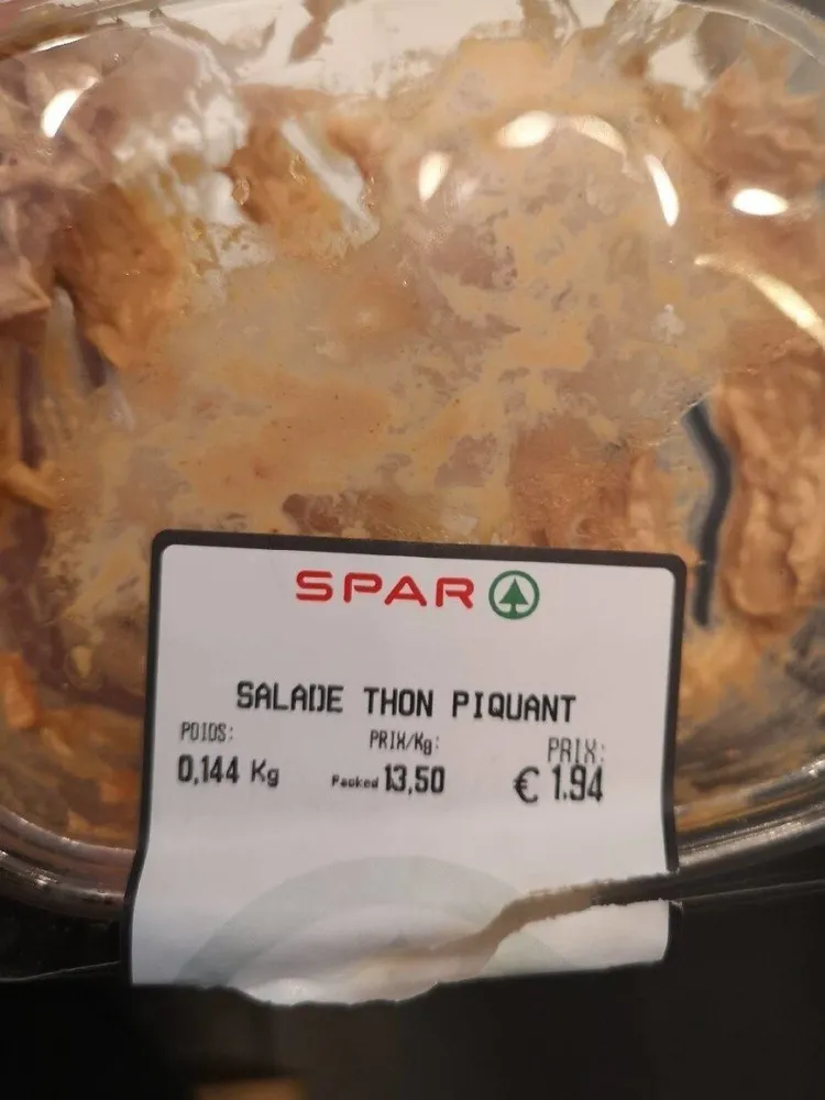 Salade thon piquant
