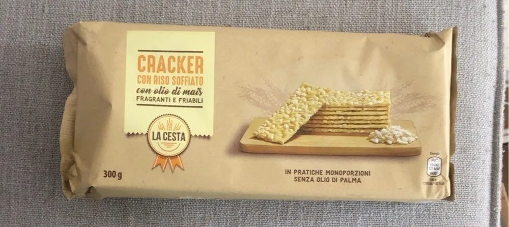 Cracker con riso soffiato