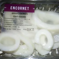 Anneaux d'encornets géants saumurés