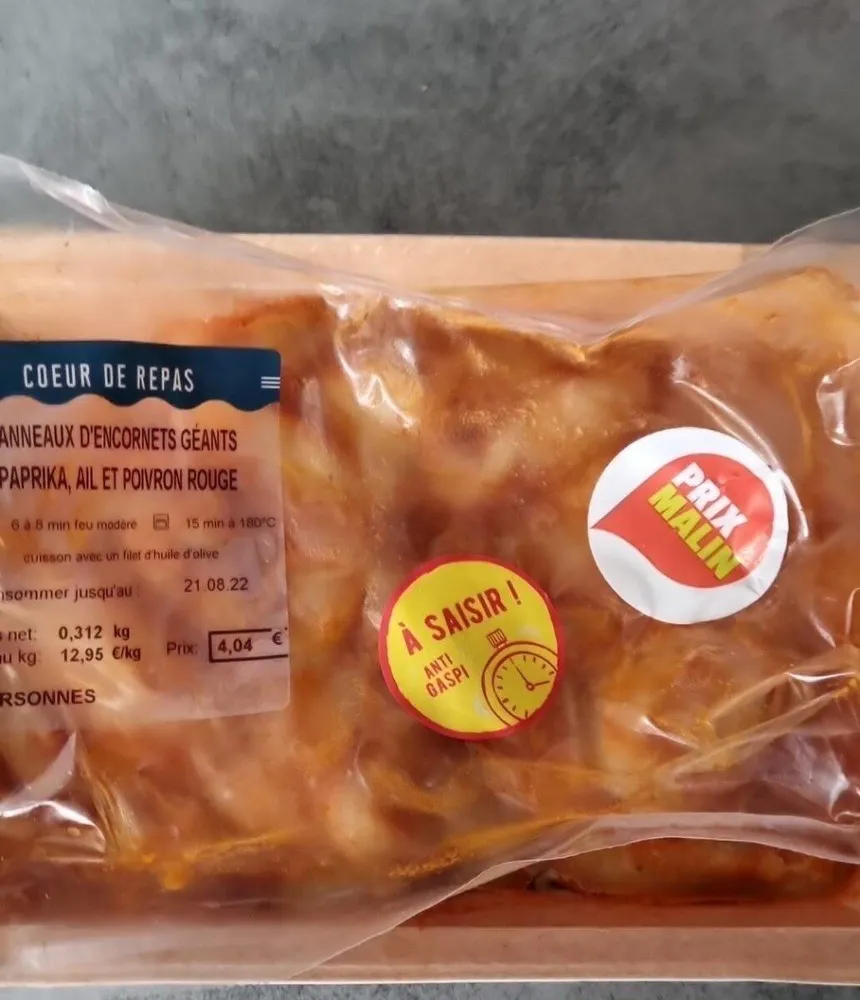 Préparation d'anneaux d'encornets assaisonnés au paprika