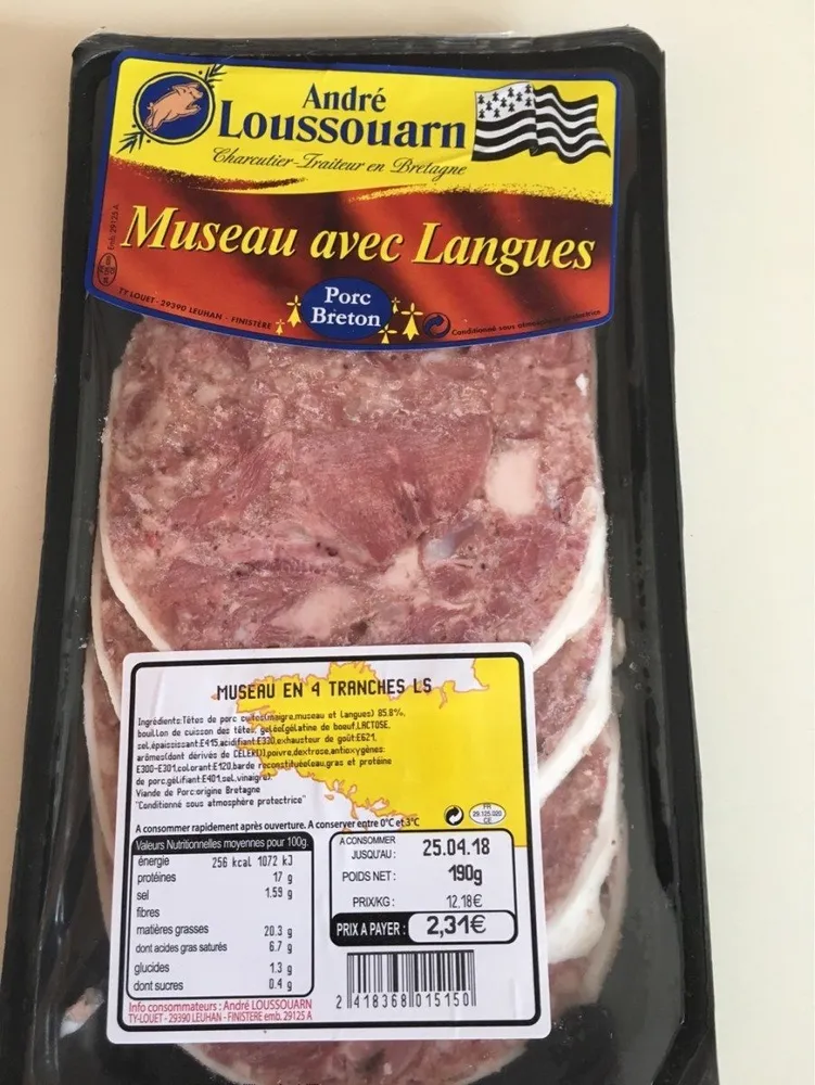 Museau avec langues