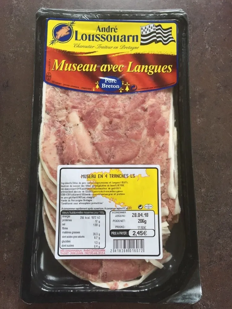 Museau avec langues