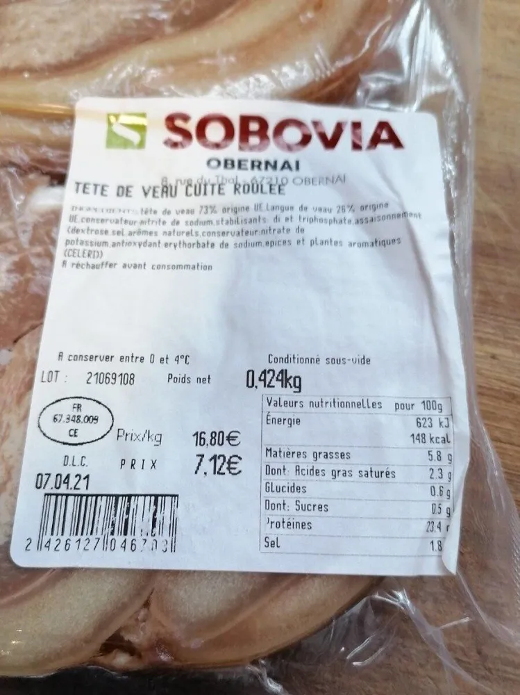 Tête de veau cuite roulée