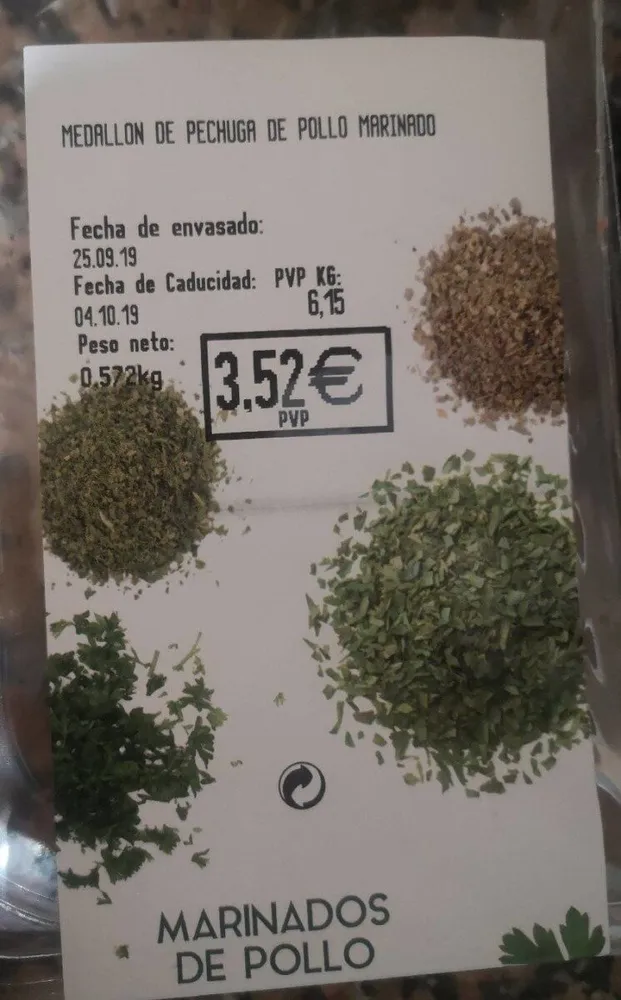 Medallon de pechuga de pollo marinado