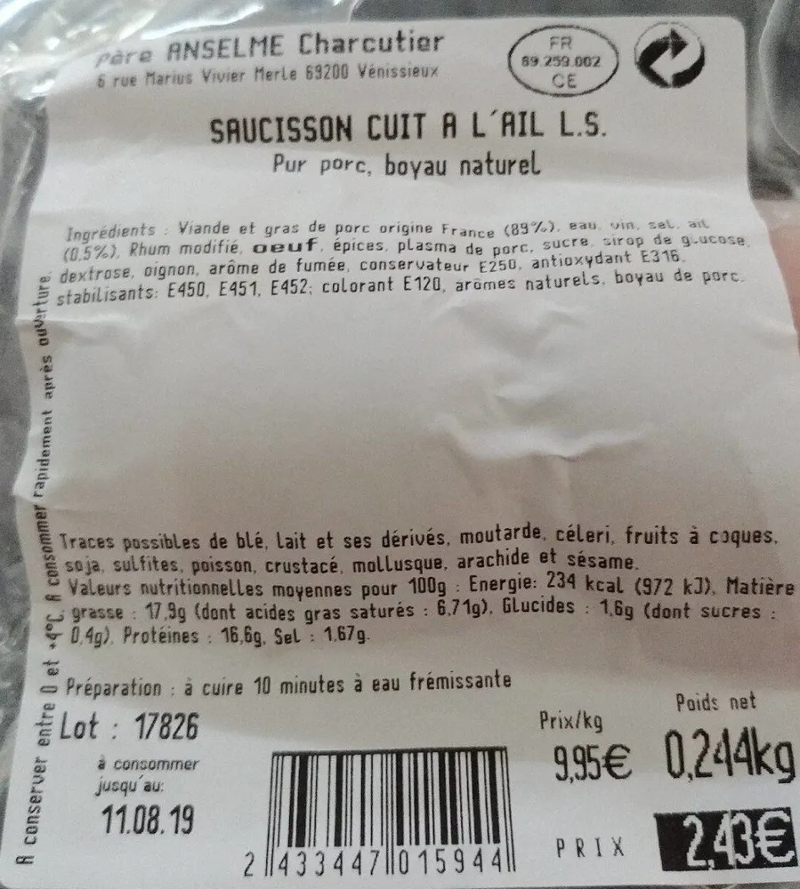 Saucisson cuit à l'ail