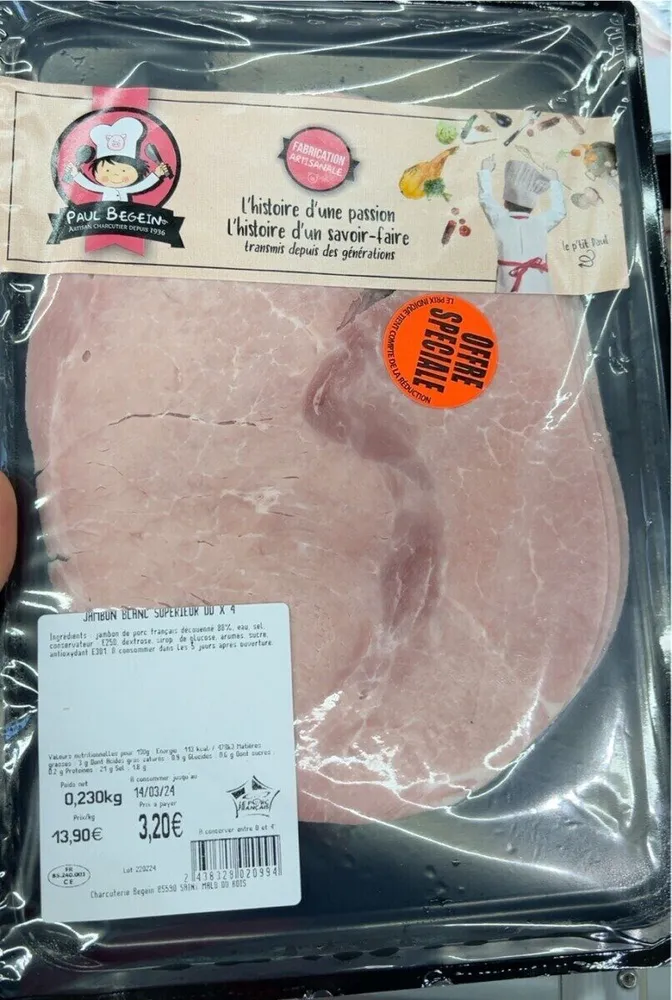Jambon blanc supérieur. Quatre tranches