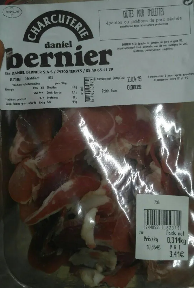 Epaules ou jambons de porc seches