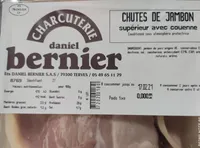 Chutes de jambon supérieur avec couenne