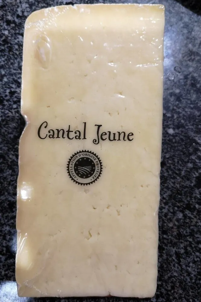 Cantal jeune