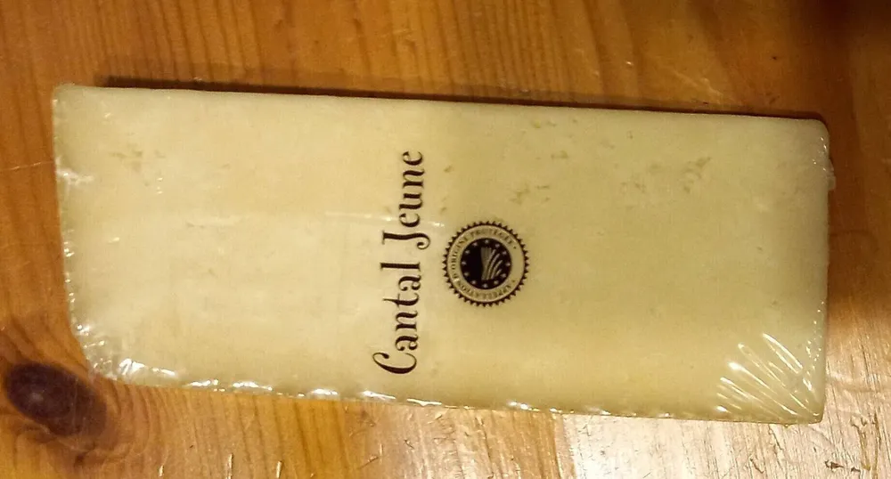 Cantal jeune