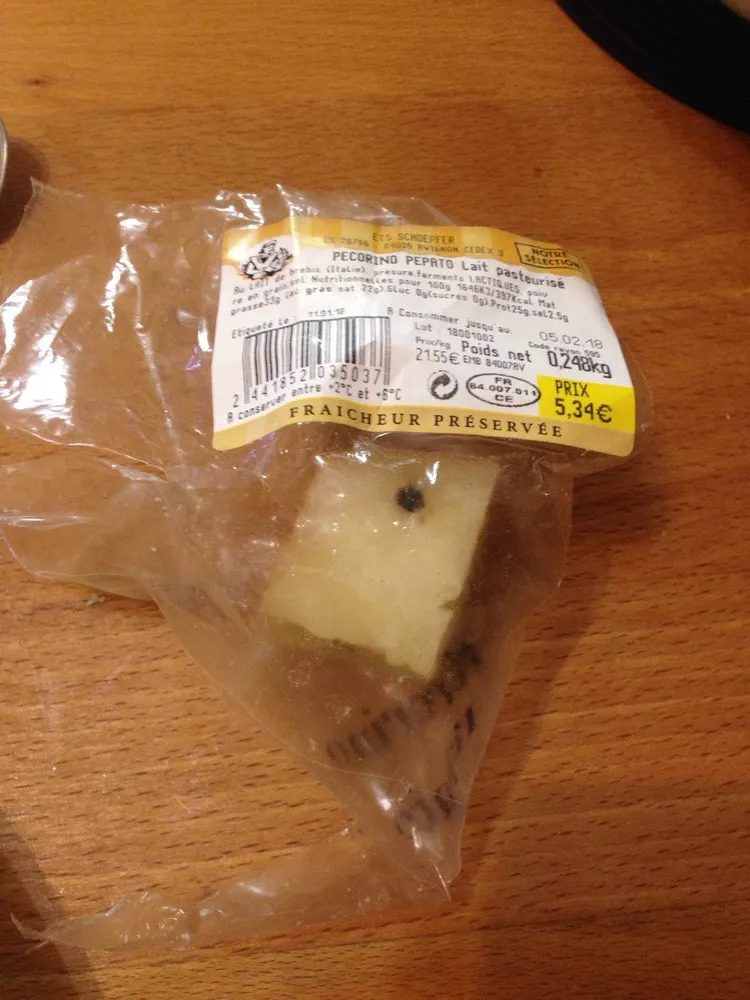 Pecorino pepato