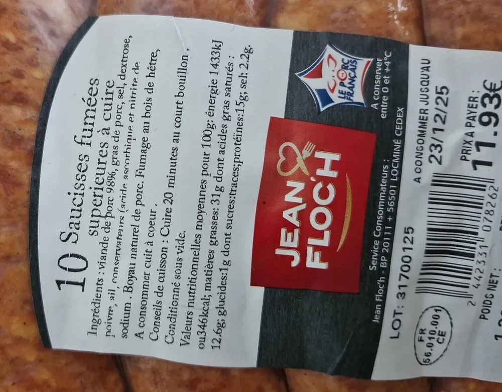 Saucisses fumées supérieures à cuire