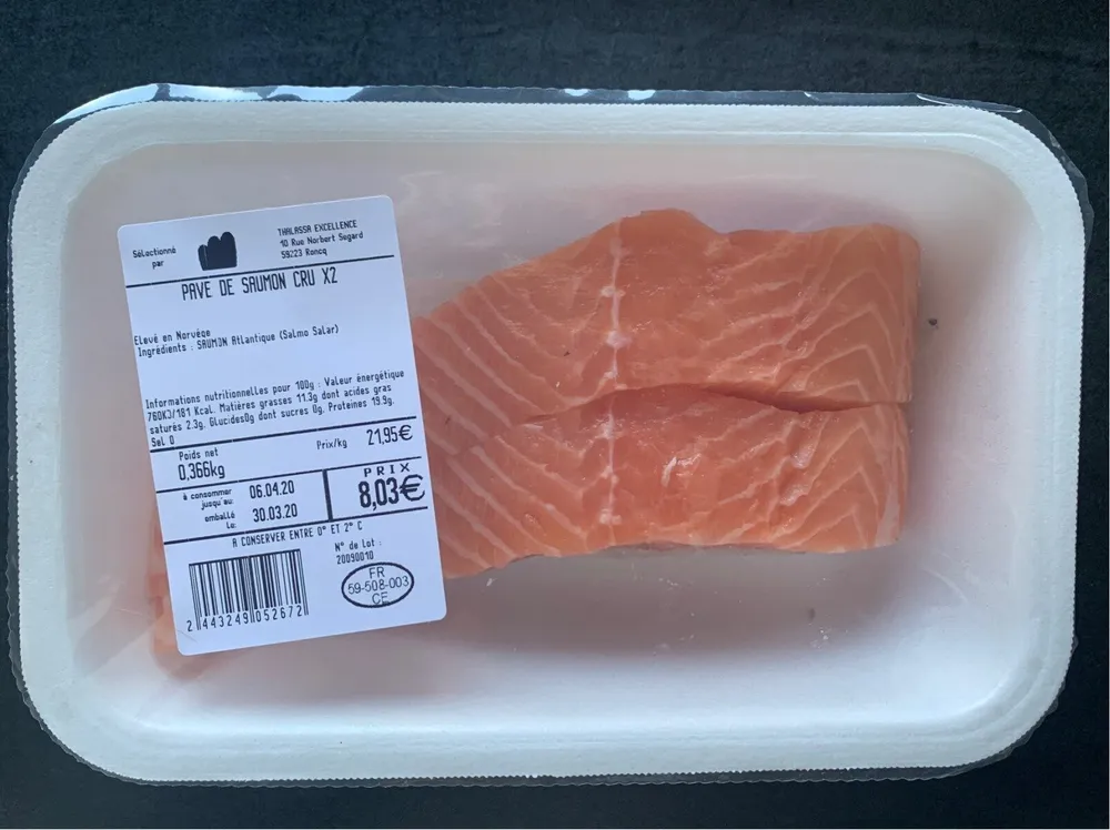 Pavé de saumon cru