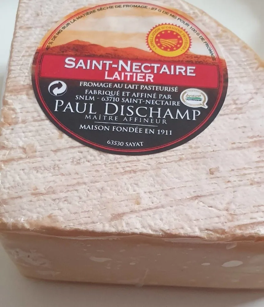 Saint nectaire laitier