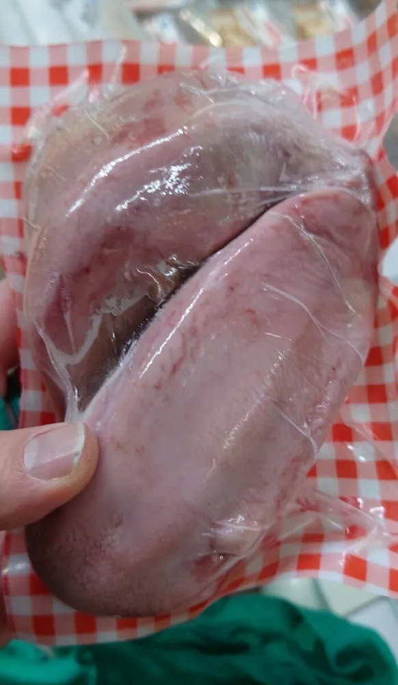 Langue de porc cuite 2p