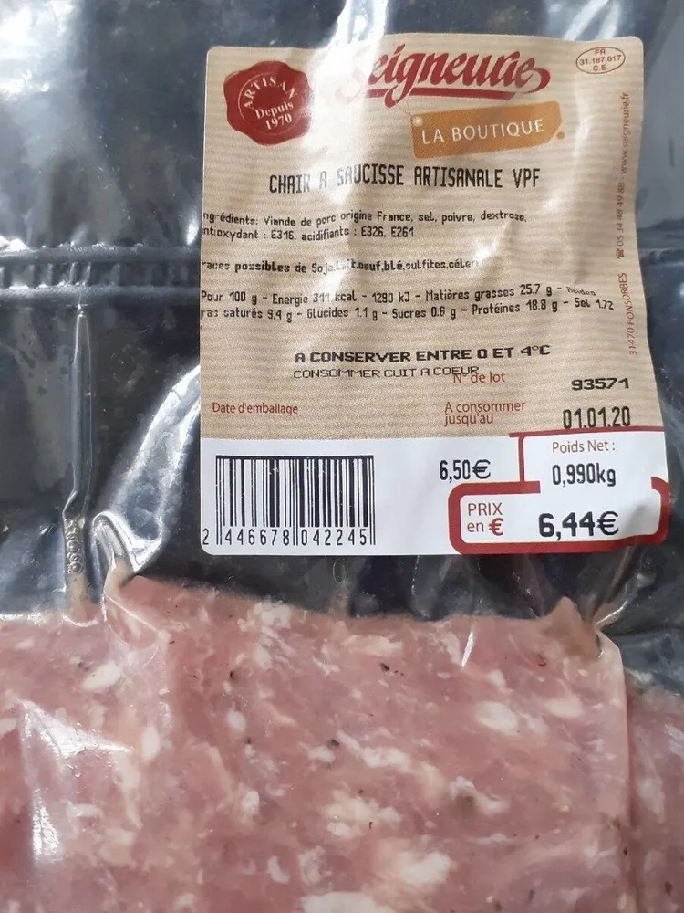 Chair à saucisse artisanale