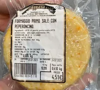 Formaggio primo sale con peperoncino