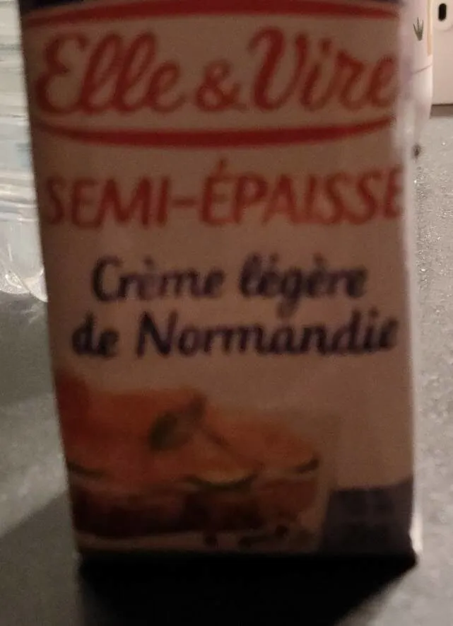 Crème semi-épaisse