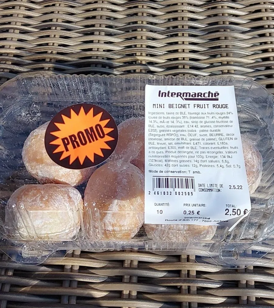 Mini beignet fruit rouge