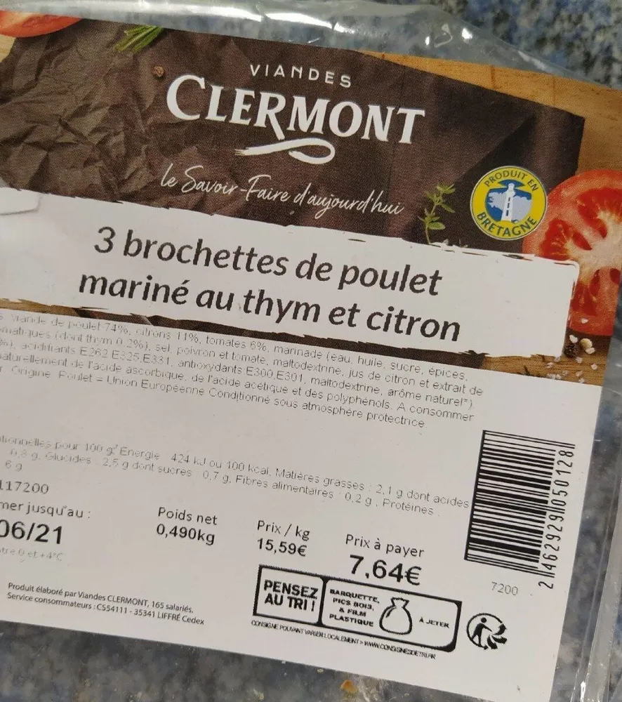 Brochettes de poulet marinées au thym et citron