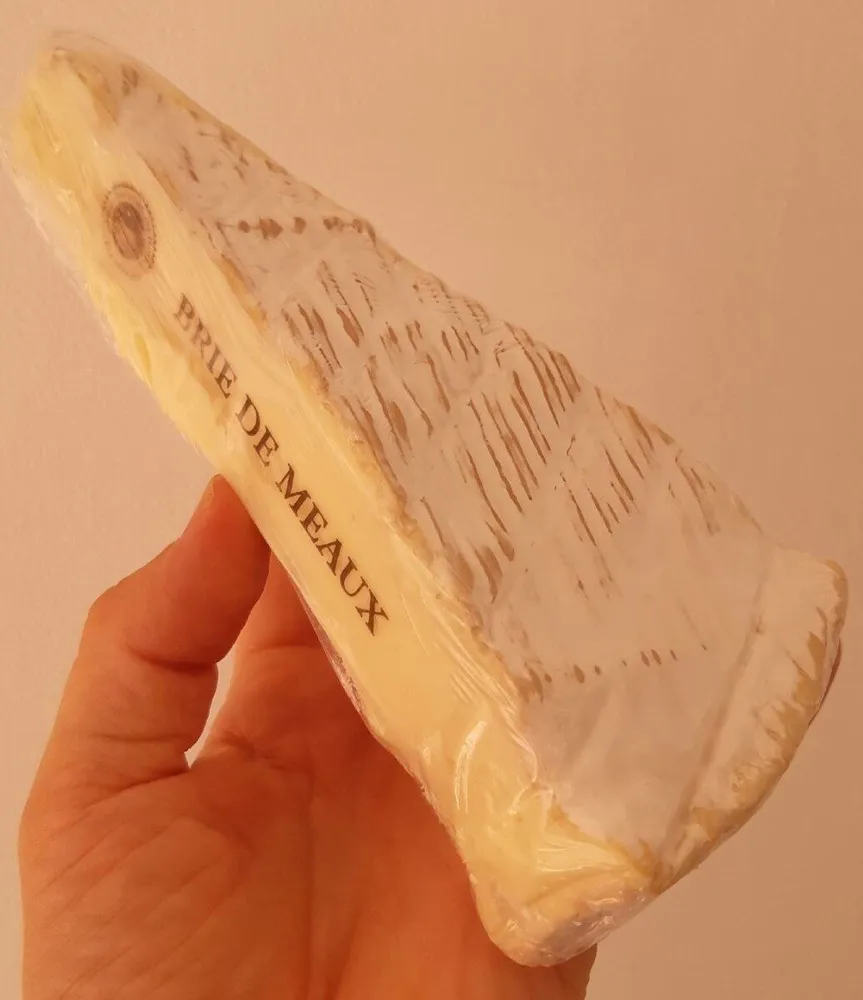 Brie de Meaux A.O.P au lait cru