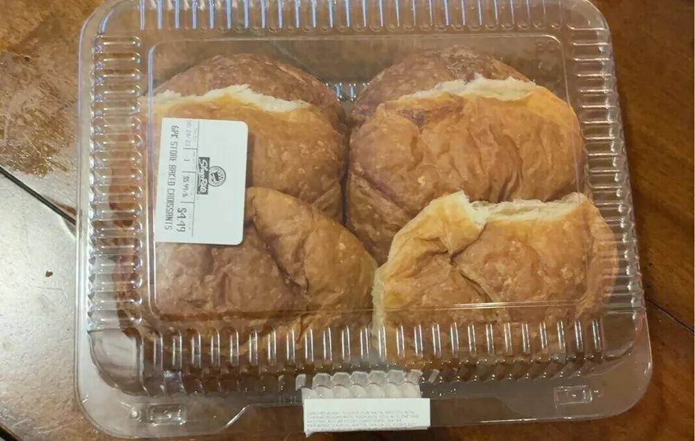 6pk store baked croissants