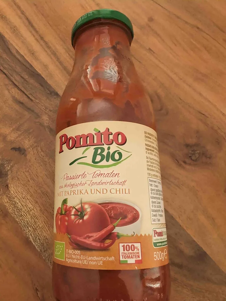 Passierte Tomaten Paprika Chilli
