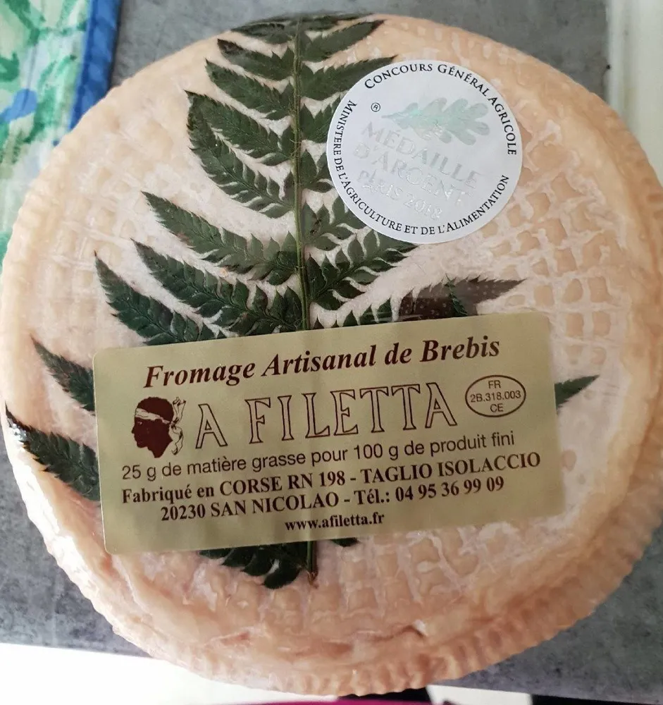 Brebis corse fougère