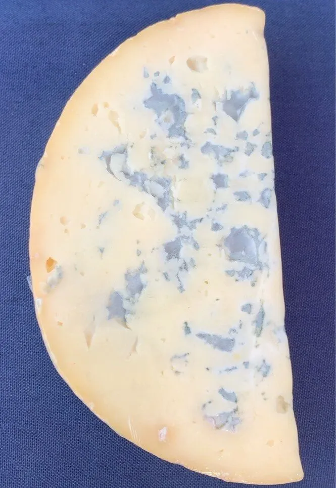 Fourme de Montbrison AOP
